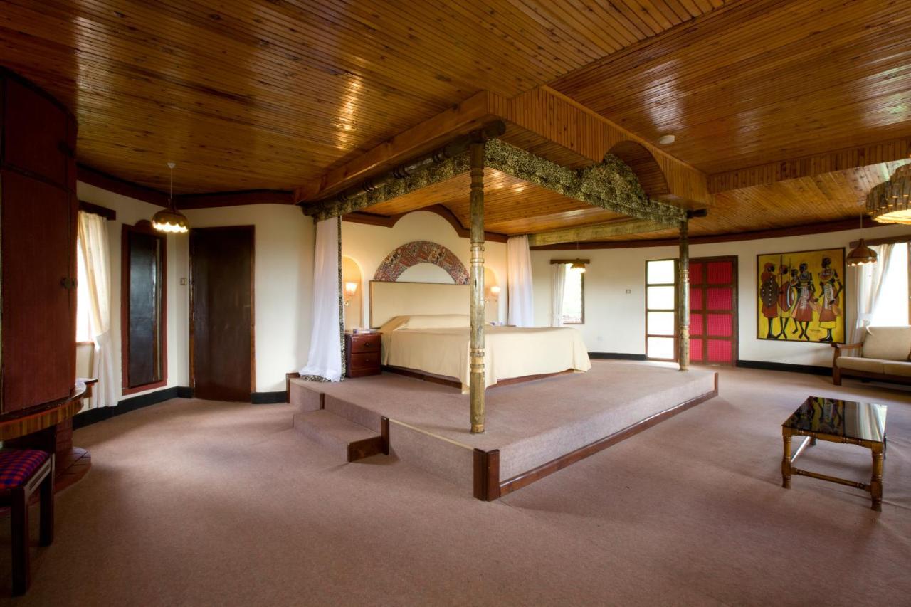 Masai Mara Sopa Lodge Ololaimutiek Экстерьер фото